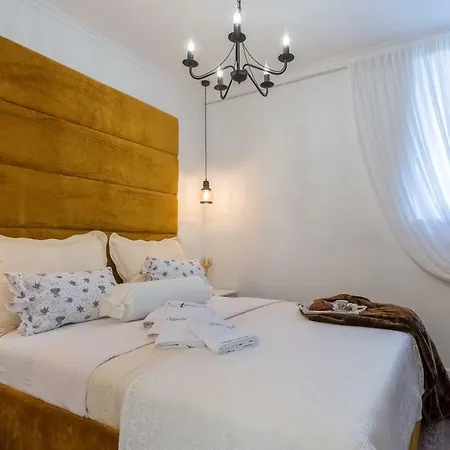 Francesca Baroque Lägenhet