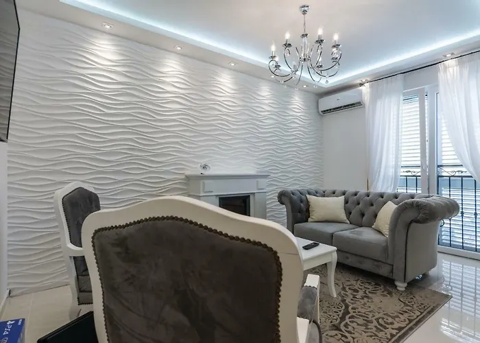 Francesca Baroque Apartman Zára