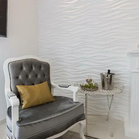 Apartman Francesca Baroque *