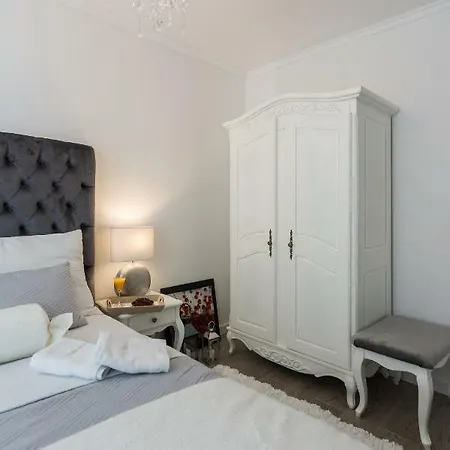 Francesca Baroque * Zadar